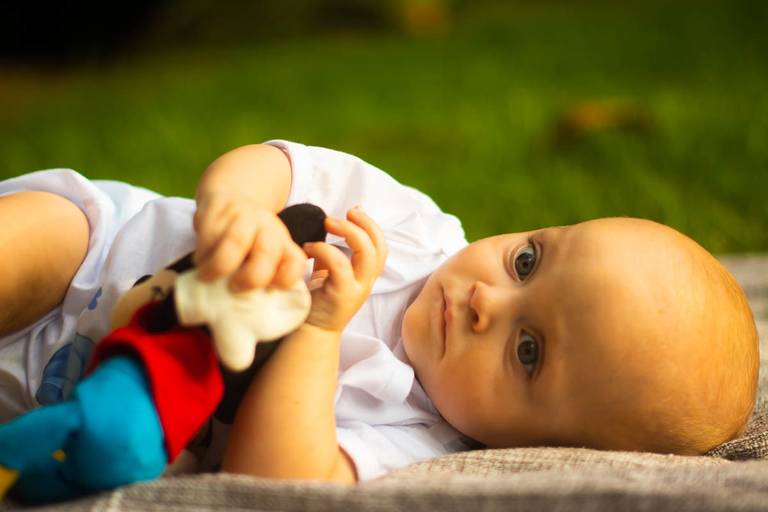Ensaio Externo com Bebê de 7 meses na Barra da Tijuca, Rio de Janeiro