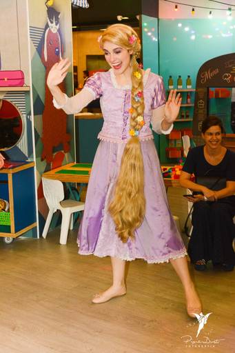 Festa Infantil Personagens Vivos Rapunzel -  Princesas da Disney  Lacinho Personagens - Animasom no Leblon no Rio de Janeiro 