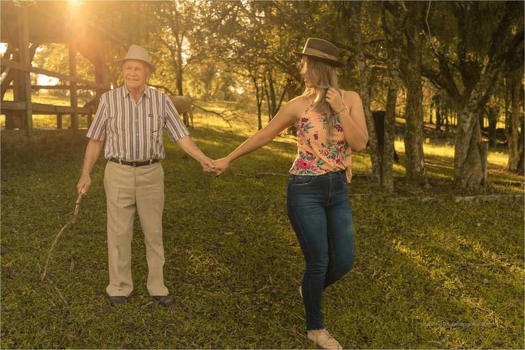 ensaios, ensaio casal, ensaio feminino, ensaio casal, ensaio debutante, fotos de casal, porto alegre, centro histórico, ivoti, picada café, serra gaucha, fotografo de ensaios rio grande do sul, fotografo gaucho, melhor fotógrafo rio grande do sul, ensaios