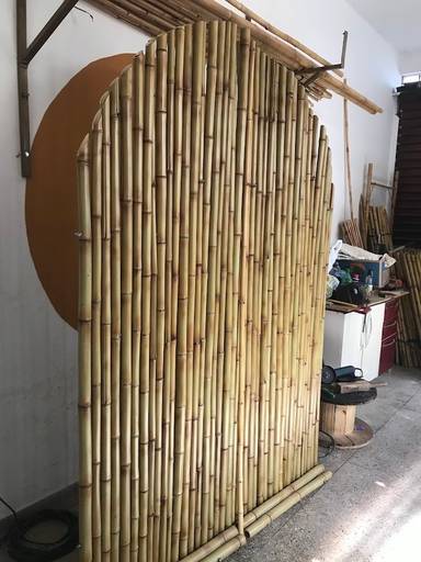 Divisória em bambu inteiro