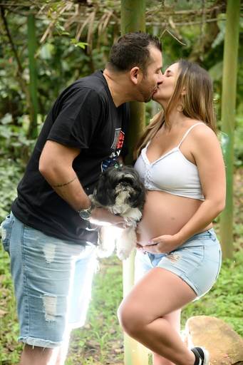 ensaio gestante minimalista, ensaio gestante parque, ensaio gestante externo, ensaio gestante com pet