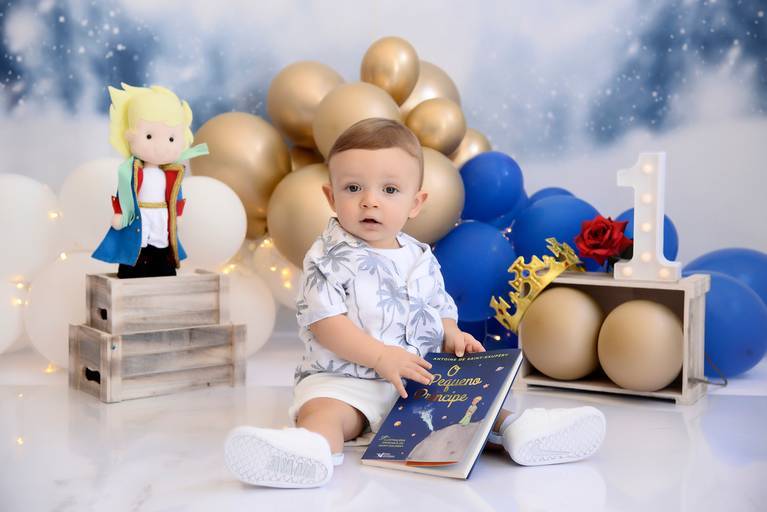 Ensaio smash the cake tatuape, ensaio um ano com bolo, smash the cake tematico, ensaio menino, smash the cake karol endrigue, smash the cake tema pequeno principe, smash the cake menino