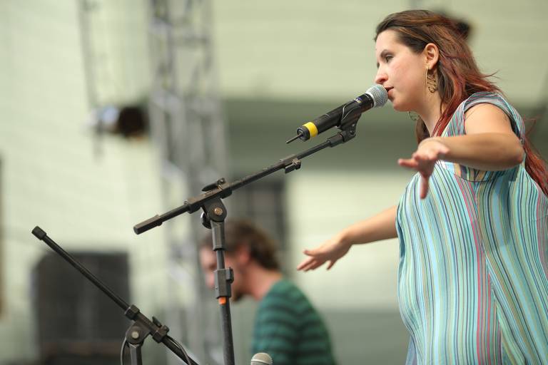 Estrela Leminski e Teo Ruiz / Lemisnkanções