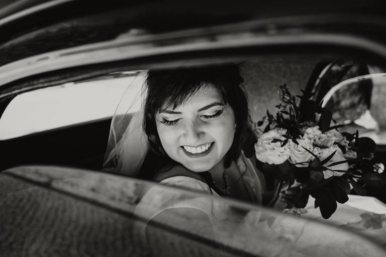 Noiva no carro