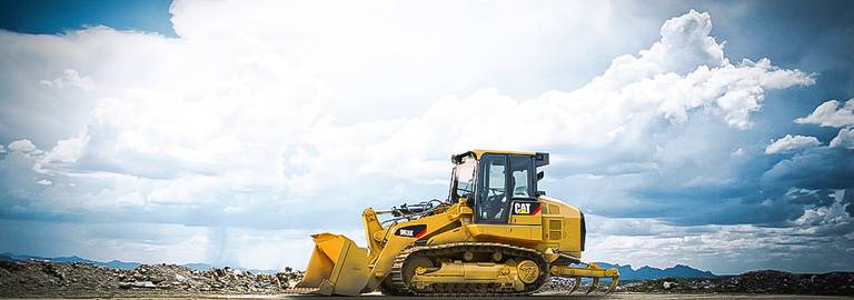 Terraplanagem com trator de esteira em Uberlândia