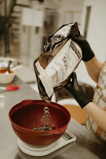 ensaio de marca; ensaio branding

brand session; ensaio de marca pessoa; fotografa em campo grande; fotos profissionais; fotos profissionais em campo grande; ensaio confeiteira; ensaio de marca confeiteira; confeitaria; new brand; branding