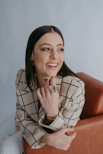 ensaio de marca; ensaio branding



brand session; ensaio de marca pessoa; fotografa em campo grande; ensaio empreendedora; ensaio de marca ; fotos profissionais; fotos profissionais em campo grande; ensaio de joias; semi joias; 