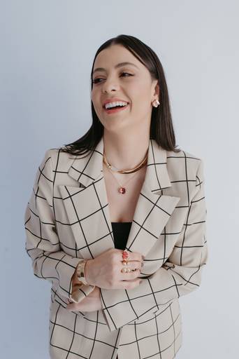 ensaio de marca; ensaio branding



brand session; ensaio de marca pessoa; fotografa em campo grande; ensaio empreendedora; ensaio de marca ; fotos profissionais; fotos profissionais em campo grande; ensaio de joias; semi joias; 