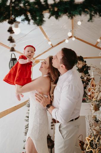 sessao de natal; ensaio de natal; sessão de natal campo grande ; mini sessao; fotos de natal; mini sessao natalina ; campo grande; fotografa em campo grande; sessao no estudio de natal ; franciele duailibi photography; cenario de natal; foto de bebe; 