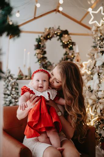 sessao de natal; ensaio de natal; sessão de natal campo grande ; mini sessao; fotos de natal; mini sessao natalina ; campo grande; fotografa em campo grande; sessao no estudio de natal ; franciele duailibi photography; cenario de natal; foto de bebe; 
