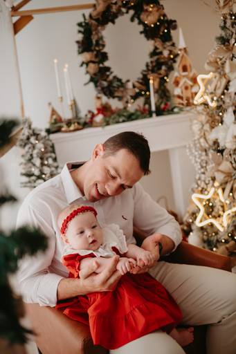 sessao de natal; ensaio de natal; sessão de natal campo grande ; mini sessao; fotos de natal; mini sessao natalina ; campo grande; fotografa em campo grande; sessao no estudio de natal ; franciele duailibi photography; cenario de natal; foto de bebe; 
