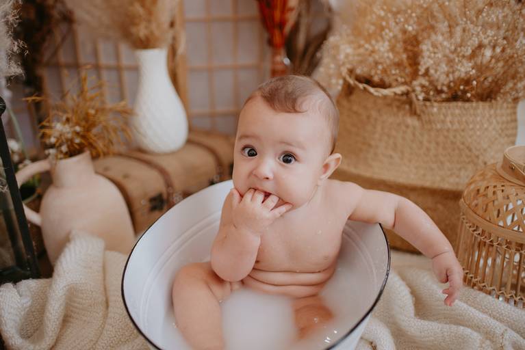 ensaio bebe menina 9 meses no estudio, estilo boho, ensaio pinterest



fotos em familia no estudio


ensaio bebe menino 6 meses no estudio em campo grande 

