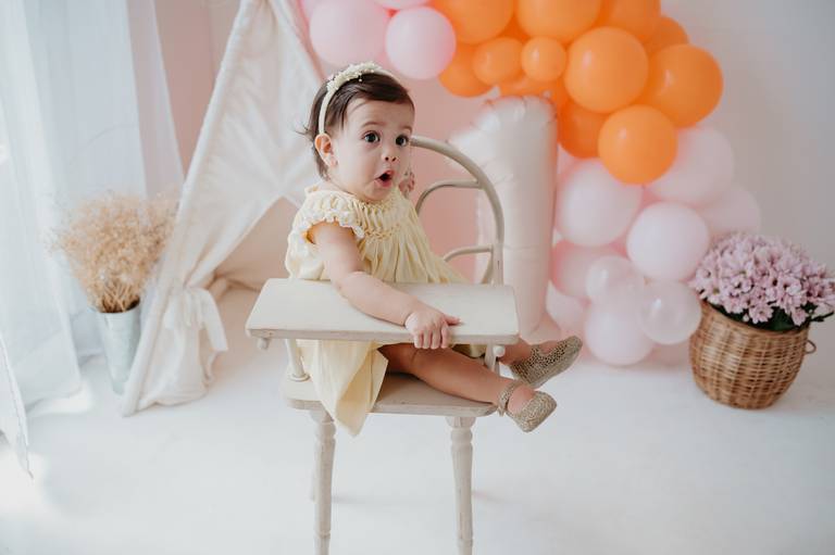 fotografo de bebes em campo grade, smash the cake, boho, smash the cake minimalista, ensaio externo, lago, ensai boho, smash com bolo branco, ensaio familia, ensaio pinterest, bebe camponesa, ensaio com margaridas, bebe com cestinha