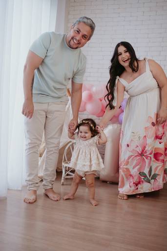 fotografo de bebes em campo grade, smash the cake, boho, smash the cake minimalista, ensaio externo, lago, ensai boho, smash com bolo branco, ensaio familia, ensaio pinterest, bebe camponesa, ensaio com margaridas, bebe com cestinha