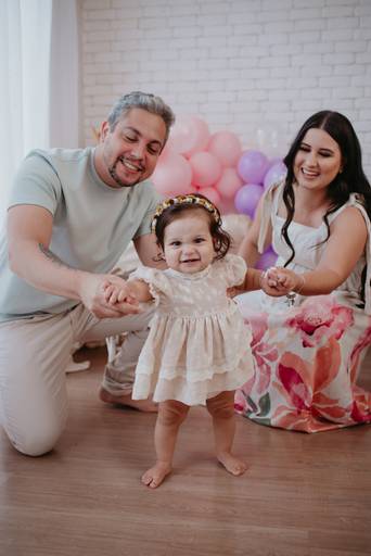fotografo de bebes em campo grade, smash the cake, boho, smash the cake minimalista, ensaio externo, lago, ensai boho, smash com bolo branco, ensaio familia, ensaio pinterest, bebe camponesa, ensaio com margaridas, bebe com cestinha