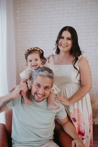 fotografo de bebes em campo grade, smash the cake, boho, smash the cake minimalista, ensaio externo, lago, ensai boho, smash com bolo branco, ensaio familia, ensaio pinterest, bebe camponesa, ensaio com margaridas, bebe com cestinha