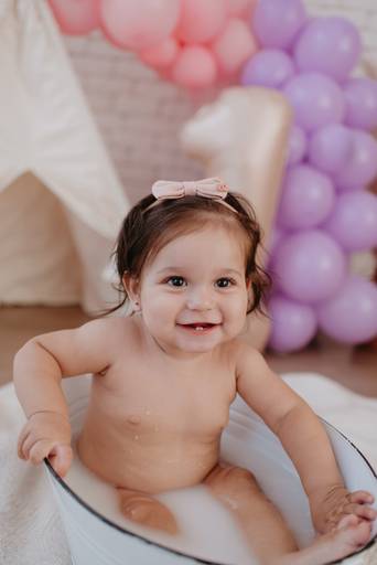 fotografo de bebes em campo grade, smash the cake, boho, smash the cake minimalista, ensaio externo, lago, ensai boho, smash com bolo branco, ensaio familia, ensaio pinterest, bebe camponesa, ensaio com margaridas, bebe com cestinha