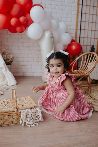 fotografo de bebes em campo grade, smash the cake, boho, smash the cake minimalista, ensaio externo, lago, ensai boho, smash com bolo branco, ensaio familia, ensaio pinterest, bebe camponesa, ensaio com margaridas, bebe com cestinha