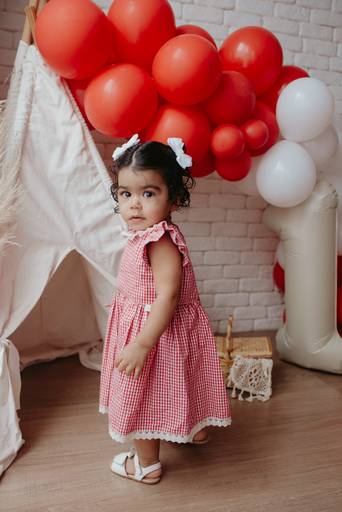 fotografo de bebes em campo grade, smash the cake, boho, smash the cake minimalista, ensaio externo, lago, ensai boho, smash com bolo branco, ensaio familia, ensaio pinterest, bebe camponesa, ensaio com margaridas, bebe com cestinha