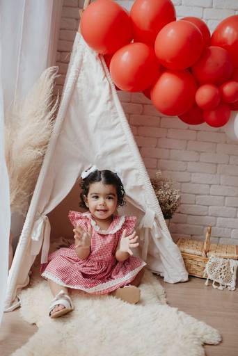 fotografo de bebes em campo grade, smash the cake, boho, smash the cake minimalista, ensaio externo, lago, ensai boho, smash com bolo branco, ensaio familia, ensaio pinterest, bebe camponesa, ensaio com margaridas, bebe com cestinha
