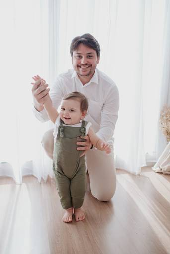 fotografo de bebes em campo grade, smash the cake, boho, smash the cake minimalista, ensaio externo, lago, ensai boho, smash com bolo branco, ensaio familia, ensaio pinterest, bebe camponesa, ensaio com margaridas, bebe com cestinha