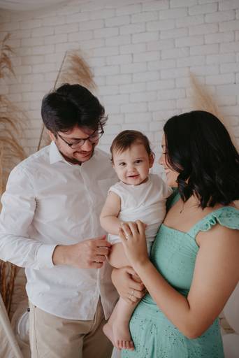fotografo de bebes em campo grade, smash the cake, boho, smash the cake minimalista, ensaio externo, lago, ensai boho, smash com bolo branco, ensaio familia, ensaio pinterest, bebe camponesa, ensaio com margaridas, bebe com cestinha
