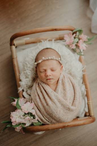  sessao newborn; newborn; campo grande; baby; fotos fran duailibi; mae de menina; pai de menina; newborn girl; mudo rosa; ensaio newborn; fotos de recem nascido campo grande; fotografo em campo grande; fotos de bebe; newborn campo grande