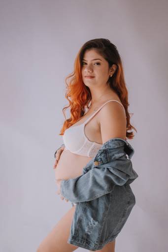 fotos de gestante; gravida no estudio; fotos de gravida no estudio; ensaio de gestante campo grande; campogrande; sessão de gestante no estudio; fotos criativas de gravida; fotografa campo grande; fotos criativas de gestante; gravidas campo grande; ensaio
