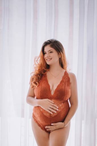 fotos de gestante; gravida no estudio; fotos de gravida no estudio; ensaio de gestante campo grande; campogrande; sessão de gestante no estudio; fotos criativas de gravida; fotografa campo grande; fotos criativas de gestante; gravidas campo grande; ensaio