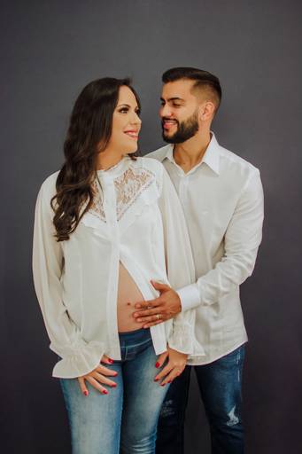 fotos de gestante; gravida no estudio; fotos de gravida no estudio; ensaio de gestante campo grande; campogrande; sessão de gestante no estudio; fotos criativas de gravida; fotografa campo grande; fotos criativas de gestante; gravidas campo grande; ensaio