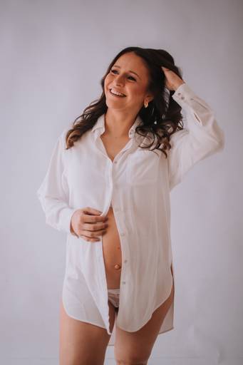 fotos de gestante; gravida no estudio; fotos de gravida no estudio; ensaio de gestante campo grande; campogrande; sessão de gestante no estudio; fotos criativas de gravida; fotografa campo grande; fotos criativas de gestante; gravidas campo grande; ensaio