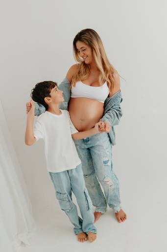 fotos de gestante; gravida no estudio; fotos de gravida no estudio; ensaio de gestante campo grande; campogrande; sessão de gestante no estudio; fotos criativas de gravida; fotografa campo grande; fotos criativas de gestante; gravidas boho