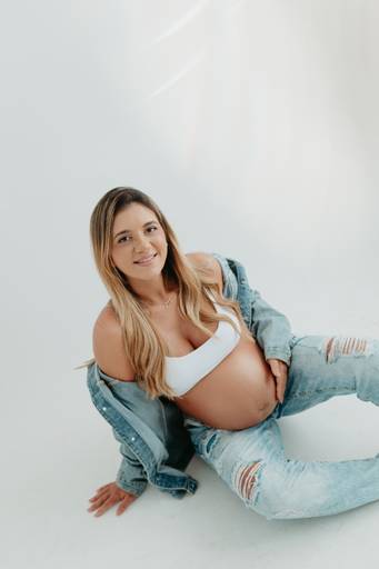 fotos de gestante; gravida no estudio; fotos de gravida no estudio; ensaio de gestante campo grande; campogrande; sessão de gestante no estudio; fotos criativas de gravida; fotografa campo grande; fotos criativas de gestante; gravidas boho