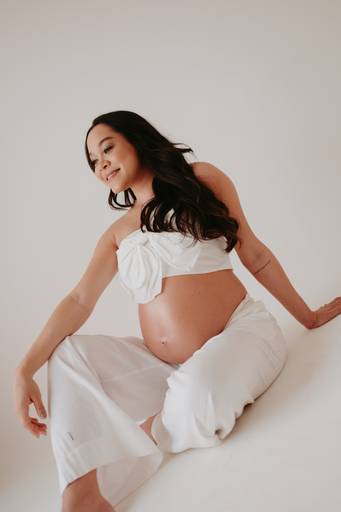 fotos de gestante; gravida no estudio; fotos de gravida no estudio; ensaio de gestante campo grande; campogrande; sessão de gestante no estudio; fotos criativas de gravida; fotografa campo grande; fotos criativas de gestante; gravidas boho