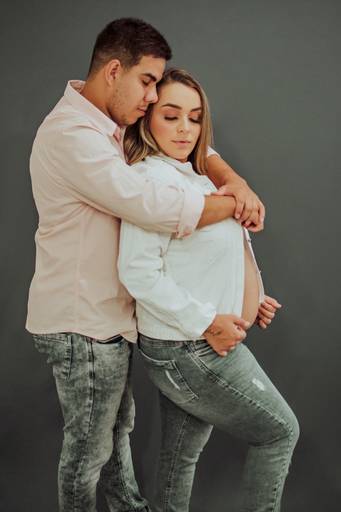 fotos de gestante; gravida no estudio; fotos de gravida no estudio; ensaio de gestante campo grande; campogrande; sessão de gestante no estudio; fotos criativas de gravida; fotografa campo grande; fotos criativas de gestante; gravidas campo grande; ensaio