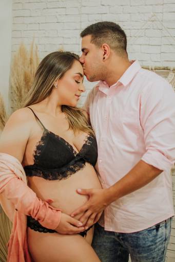 fotos de gestante; gravida no estudio; fotos de gravida no estudio; ensaio de gestante campo grande; campogrande; sessão de gestante no estudio; fotos criativas de gravida; fotografa campo grande; fotos criativas de gestante; gravidas campo grande; ensaio