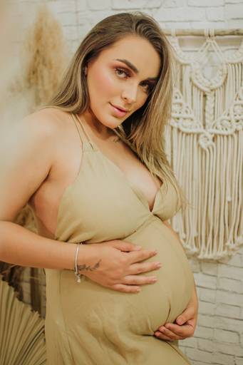 fotos de gestante; gravida no estudio; fotos de gravida no estudio; ensaio de gestante campo grande; campogrande; sessão de gestante no estudio; fotos criativas de gravida; fotografa campo grande; fotos criativas de gestante; gravidas campo grande; ensaio