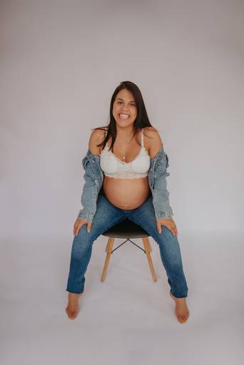 fotos de gestante; gravida no estudio; fotos de gravida no estudio; ensaio de gestante campo grande; campogrande; sessão de gestante no estudio; fotos criativas de gravida; fotografa campo grande; fotos criativas de gestante; gravidas campo grande; ensaio