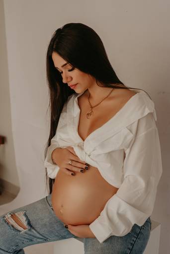 fotos de gestante; gravida no estudio; fotos de gravida no estudio; ensaio de gestante campo grande; campogrande; sessão de gestante no estudio; fotos criativas de gravida; fotografa campo grande; fotos criativas de gestante; gravidas campo grande; ensaio