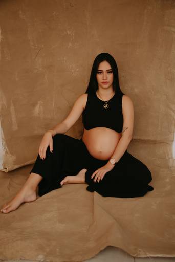 fotos de gestante; gravida no estudio; fotos de gravida no estudio; ensaio de gestante campo grande; campogrande; sessão de gestante no estudio; fotos criativas de gravida; fotografa campo grande; fotos criativas de gestante; gravidas campo grande; ensaio