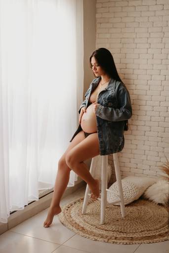 fotos de gestante; gravida no estudio; fotos de gravida no estudio; ensaio de gestante campo grande; campogrande; sessão de gestante no estudio; fotos criativas de gravida; fotografa campo grande; fotos criativas de gestante; gravidas campo grande; ensaio