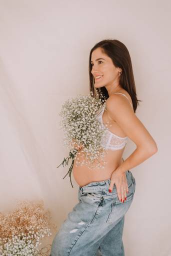 fotos de gestante; gravida no estudio; fotos de gravida no estudio; ensaio de gestante campo grande; campogrande; sessão de gestante no estudio; fotos criativas de gravida; fotografa campo grande; fotos criativas de gestante; gravidas boho