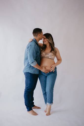 fotos de gestante; gravida no estudio; fotos de gravida no estudio; ensaio de gestante campo grande; campogrande; sessão de gestante no estudio; fotos criativas de gravida; fotografa campo grande; fotos criativas de gestante; gravidas campo grande; ensaio