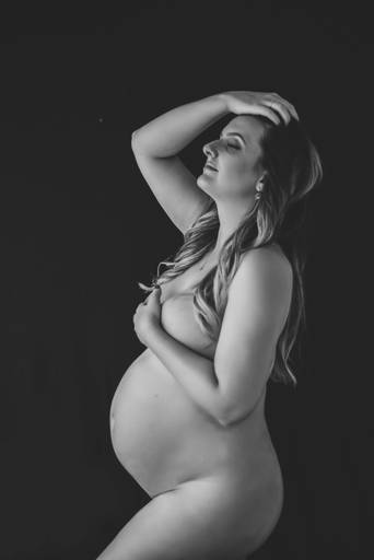 fotos de gestante; gravida no estudio; fotos de gravida no estudio; ensaio de gestante campo grande; campogrande; sessão de gestante no estudio; fotos criativas de gravida; fotografa campo grande; fotos criativas de gestante; gravidas campo grande; ensaio