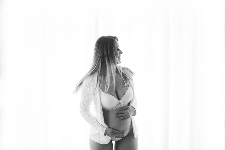 fotos de gestante; gravida no estudio; fotos de gravida no estudio; ensaio de gestante campo grande; campogrande; sessão de gestante no estudio; fotos criativas de gravida; fotografa campo grande; fotos criativas de gestante; gravidas boho