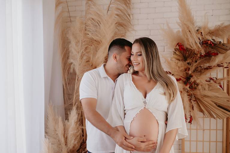 fotos de gestante; gravida no estudio; fotos de gravida no estudio; ensaio de gestante campo grande; campogrande; sessão de gestante no estudio; fotos criativas de gravida; fotografa campo grande; fotos criativas de gestante; gravidas boho