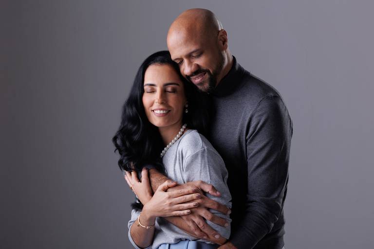 Retratos em estúdio para casais