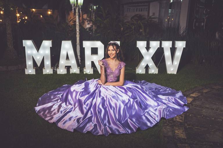 Debutante Mariana
