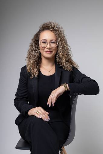 Fernanda - Gestora de Imóveis