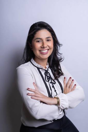 Laura - Corretora de Imóveis